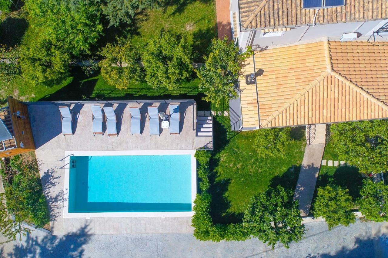 Villa Natilia Gazatika ภายนอก รูปภาพ