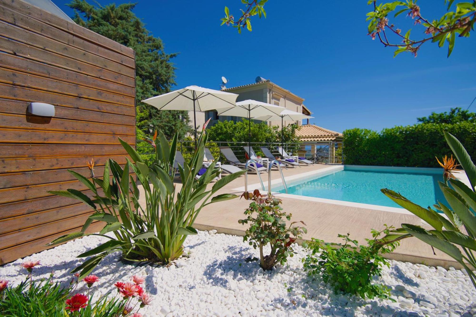 Villa Natilia Gazatika ภายนอก รูปภาพ