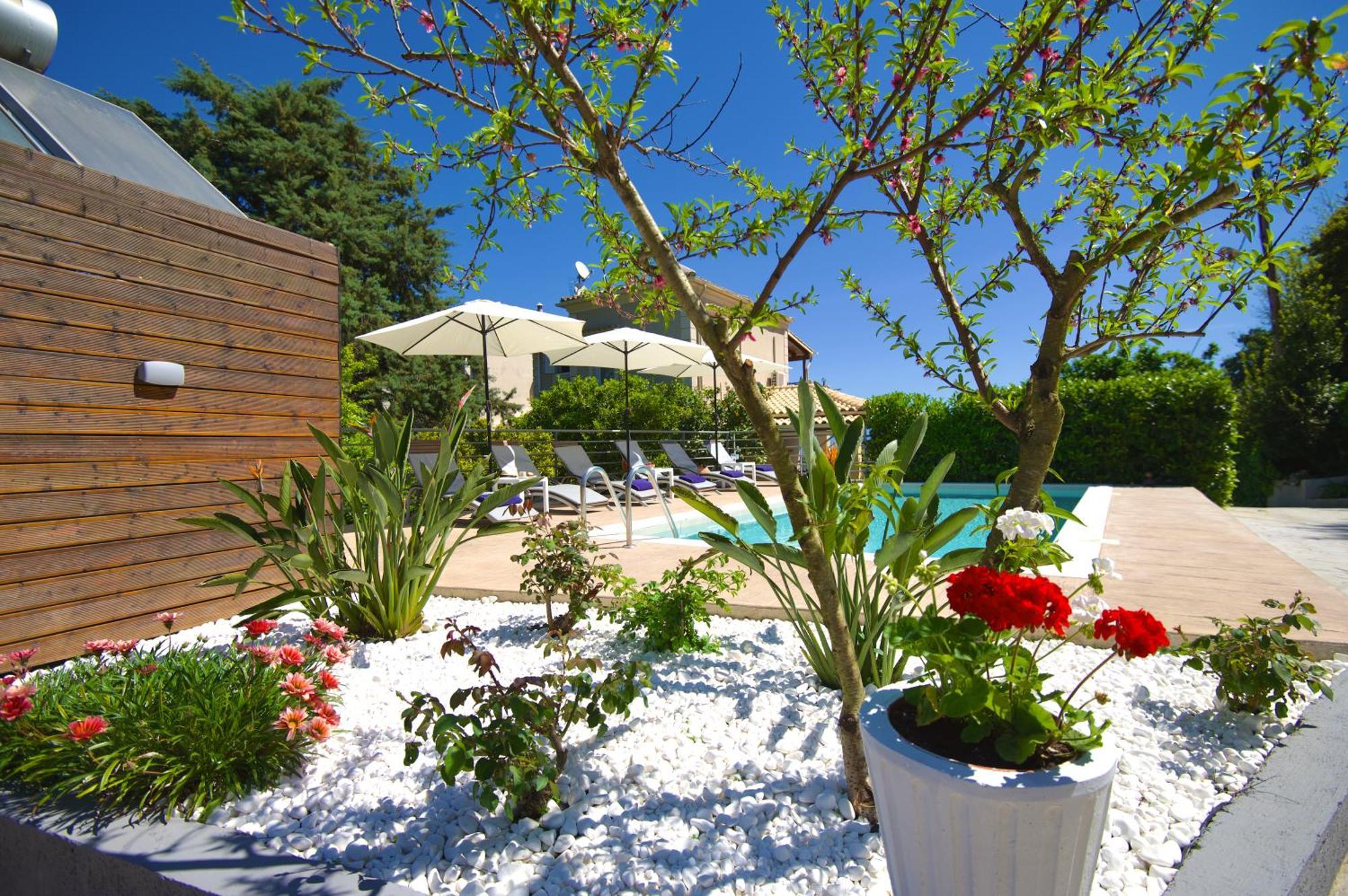 Villa Natilia Gazatika ภายนอก รูปภาพ
